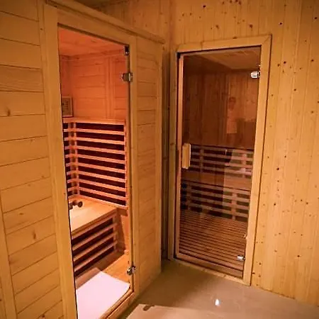 Hotel Ezusthid 4*