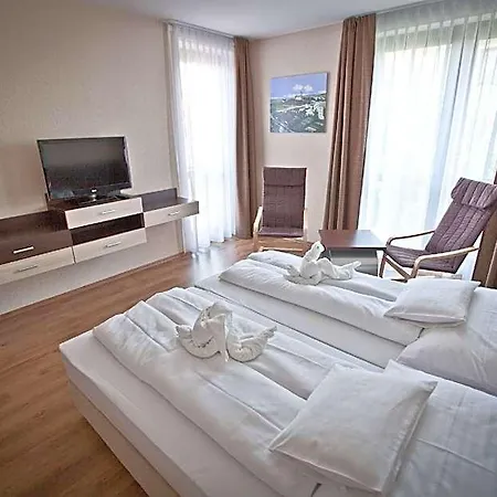 Ezusthid Hotel